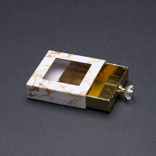 Natural Long Eyelash Packaging Box OEM 3D Mink Strip Eyelashes Vendor With Packaging Box